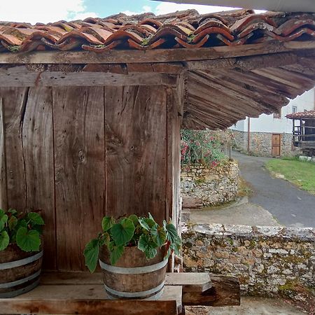 Casa La Cruz A 2Km De Onís Стая снимка